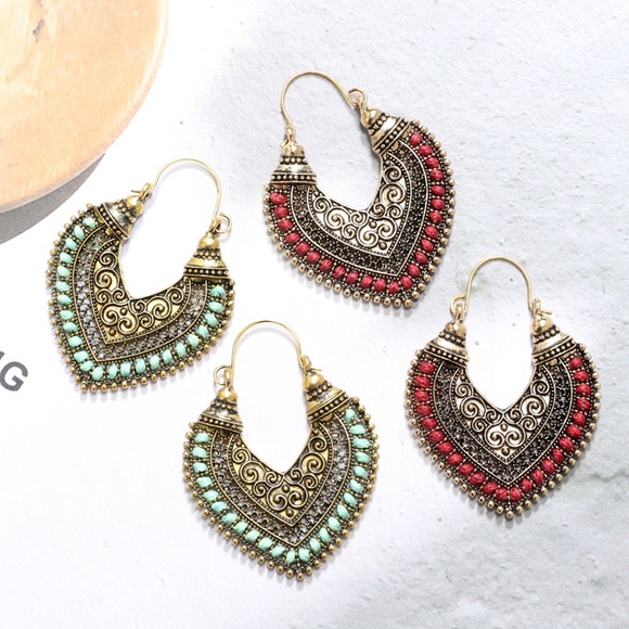 Vintage Ethnic tribal crochet hoop Earring - Picture 12 of 14
